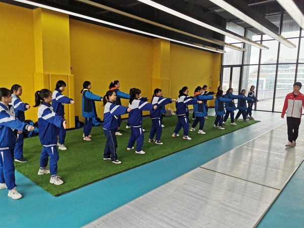 2021年俱乐部协同耐克训练营的研学活动.jpg